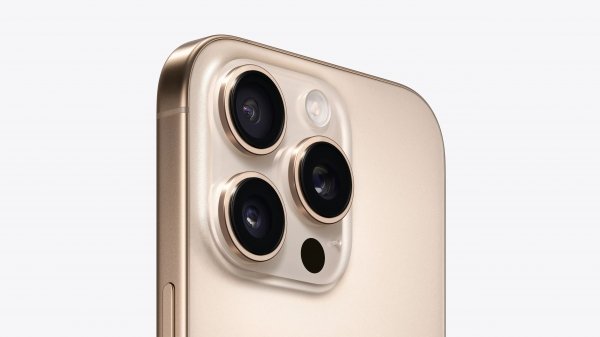 Apple iPhone 16 Pro - Image 10