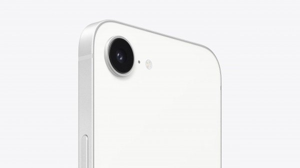 Apple iPhone 16e - Image 9